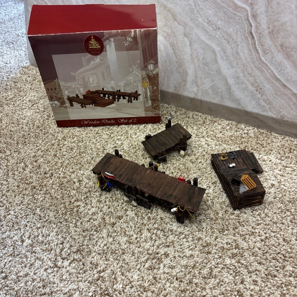 NIB Vintage Lemax Christmas Village Wooden Dock Set of 3
